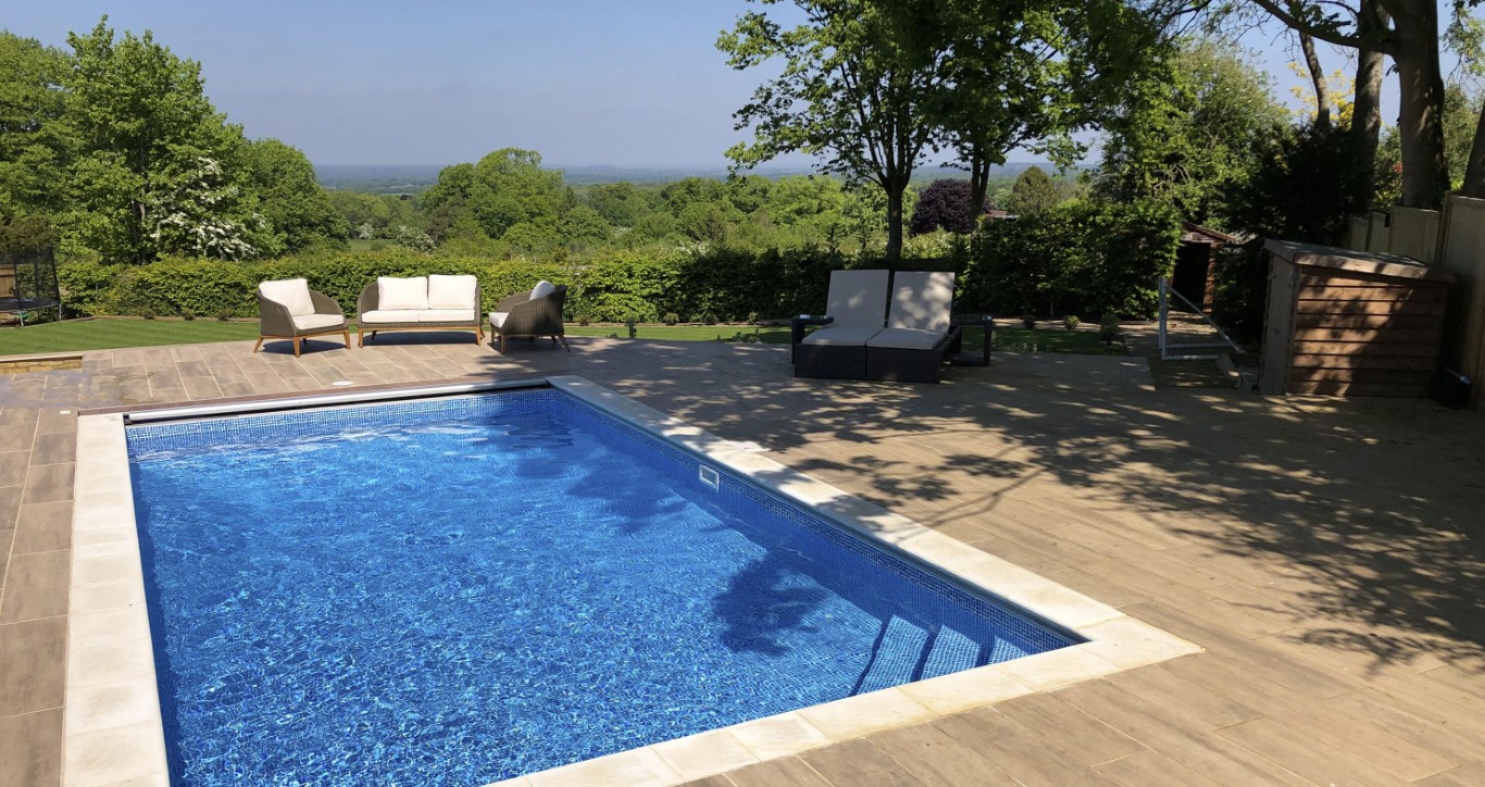 Beautiful pool service background in Seguin, TX